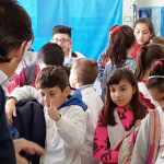 Jaime Méndez dialoga con alumnos de escuelas de San Miguel