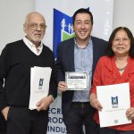Leo Nardini y autoridades de nueva empresa habilitada en Malvinas Argentinas