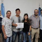 Entrega de certificados a estudiantes de Moreno