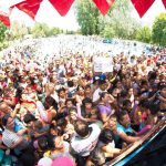 Miles de chicos en la inauguración de la colonia de vacaciones de verano en Jose C Paz