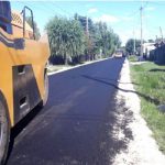 Nuevos asfaltos en barrios de Escobar