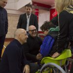 Entrega de sillas de ruedas para chicos de Pilar con Ducoté