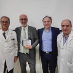 Conferencia sobre cirugía hepática laparoscópica en Malvinas Argentinas