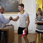 Julio Zamora recibió al jugador de squash Francisco Paita, N°1 del ranking argentino en la categoría Junior