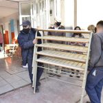 Entregan mobiliario a escuelas de Malvinas Argentinas