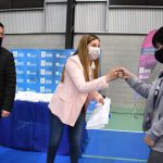 Leo Nardini, hizo entrega de estas plantillas en el polideportivo «Braian Toledo».