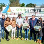 Juan Andreotti y Juan Zabaleta entregaron 60 kits de costura a emprendedores