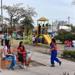 La Plaza Sarmiento de Garín ahora cuenta con nueva cancha de fútbol, sistema de riego y veredas