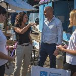 «Este programa es fundamental porque ofrece la posibilidad de conseguir un empleo de calidad, y nuestro país tiene un gran potencial en su capital humano. Es un orgullo para nuestro distrito que Ariel Sujarchuk esté al frente de este proyecto tan importante para el desarrollo de la Argentina», expresó Ramil, en el marco de la charla «Formación y Empleabilidad del sector IT», que convocó a jóvenes escobarenses, egresados de Argentina Programa y cursantes actuales, empresas del sector de tecnología, y representantes de la Universidad de Luján.  Las charlas de Argentina Programa se llevaron adelante desde el 2 de febrero en la plaza Lambertuchi de Belén de Escobar, en el horario de 13 a 21, y finalizarán hoy. Los encuentros consistieron en capacitaciones para quienes buscan insertarse laboralmente en el sector tecnológico y también se entregó información sobre el programa, detalles de los contenidos, fechas de inscripción y cursada con el propósito de captar nuevos participantes, facilitando un acceso directo al proceso de inscripción.  A su vez, la Municipalidad de Escobar dispuso puntos de información para que el público pudiera conocer la oferta académica, cultural, deportiva y de empleo del distrito. Además, en articulación con el gobierno nacional se realizaron operativos integrales de salud con el fin de acercar servicios sanitarios básicos y brindar a los concurrentes asistencia y asesoramiento para la realización de distintos trámites.  Por último, en la jornada de hoy se podrá disfrutar de artistas itinerantes, talleres, shows, maquillaje artístico, radio en vivo, juegos, sorteos, food trucks, Puntos Verdes Móviles, grafiteros y otras actividades recreativas.