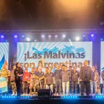 Con un show de Nito Mestre, San Fernando homenajeó a los Héroes de Malvinas