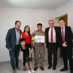 El Presidente entregó en Santiago del Estero la vivienda 100 mil de la gestión