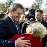 Massa, Giuliano y Malena Galmarini impulsan la tarjeta SUBE para el transporte fluvial en Tigre