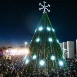 El municipio de Malvinas Argentinas se iluminó con el primer evento de esta Navidad