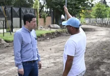 Nardini recorrió el avance de obra de pavimentación de la calle Estado de Israel