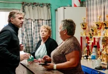 Achával compartió un encuentro con adultos mayores en el Club Sportivo Pilar